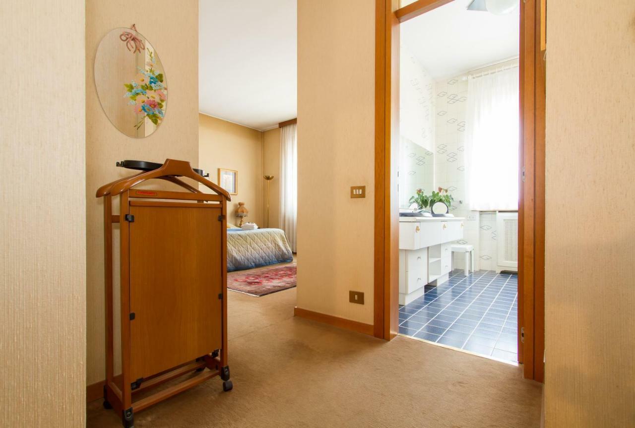 Appartamento Ampio E Indipendente Con Vista Giardino Paderno d'Adda Ngoại thất bức ảnh